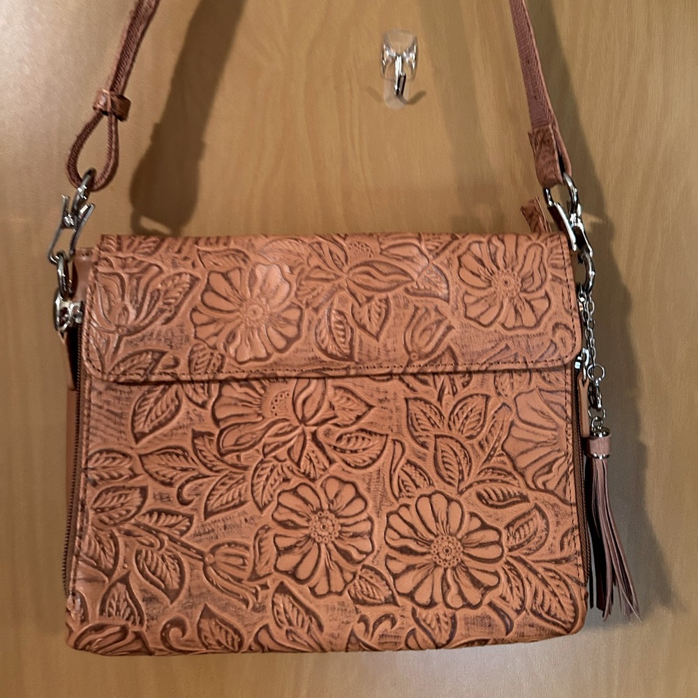 Gun Tote’n Mama concealed carry bag